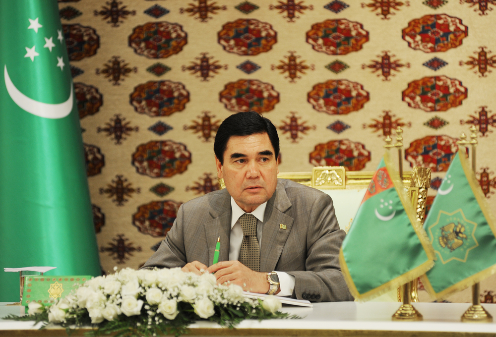 Turkmenistán zakazuje slovo koronavirus v&nbsp;médiích i&nbsp;běžné řeči
