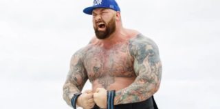 Představitel “Hory” ze Hry o&nbsp;trůny zvedl 501 kilogramů. Stal se světovým rekordmanem