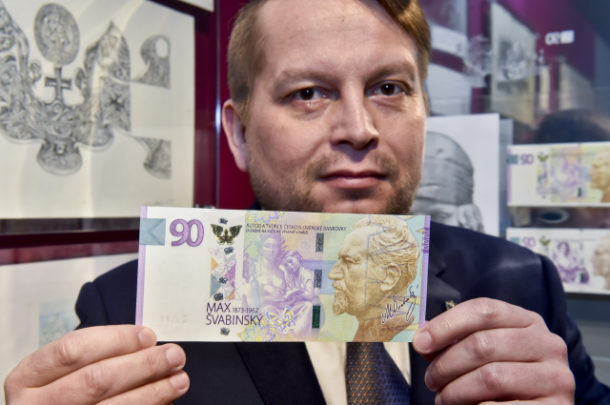 Tomáš Hebelka: V&nbsp;mobilu brzy nebudeme mít jen peněženku, ale i&nbsp;doklady. Trendem je třeba řidičský průkaz