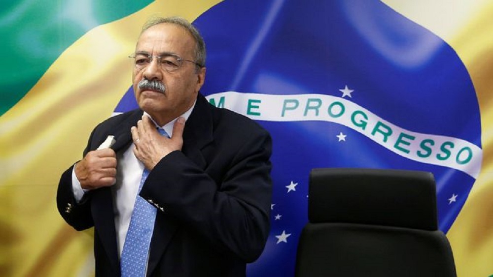 Brazilský senátor odstoupill po tom, co u něj policie našla peníze ve spodním prádle