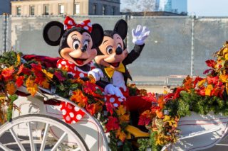 Britský soud si předvolal Mickey Mouse, myšku Minnie a&nbsp;kačera Donalda. Později se omluvil, že šlo o&nbsp;omyl