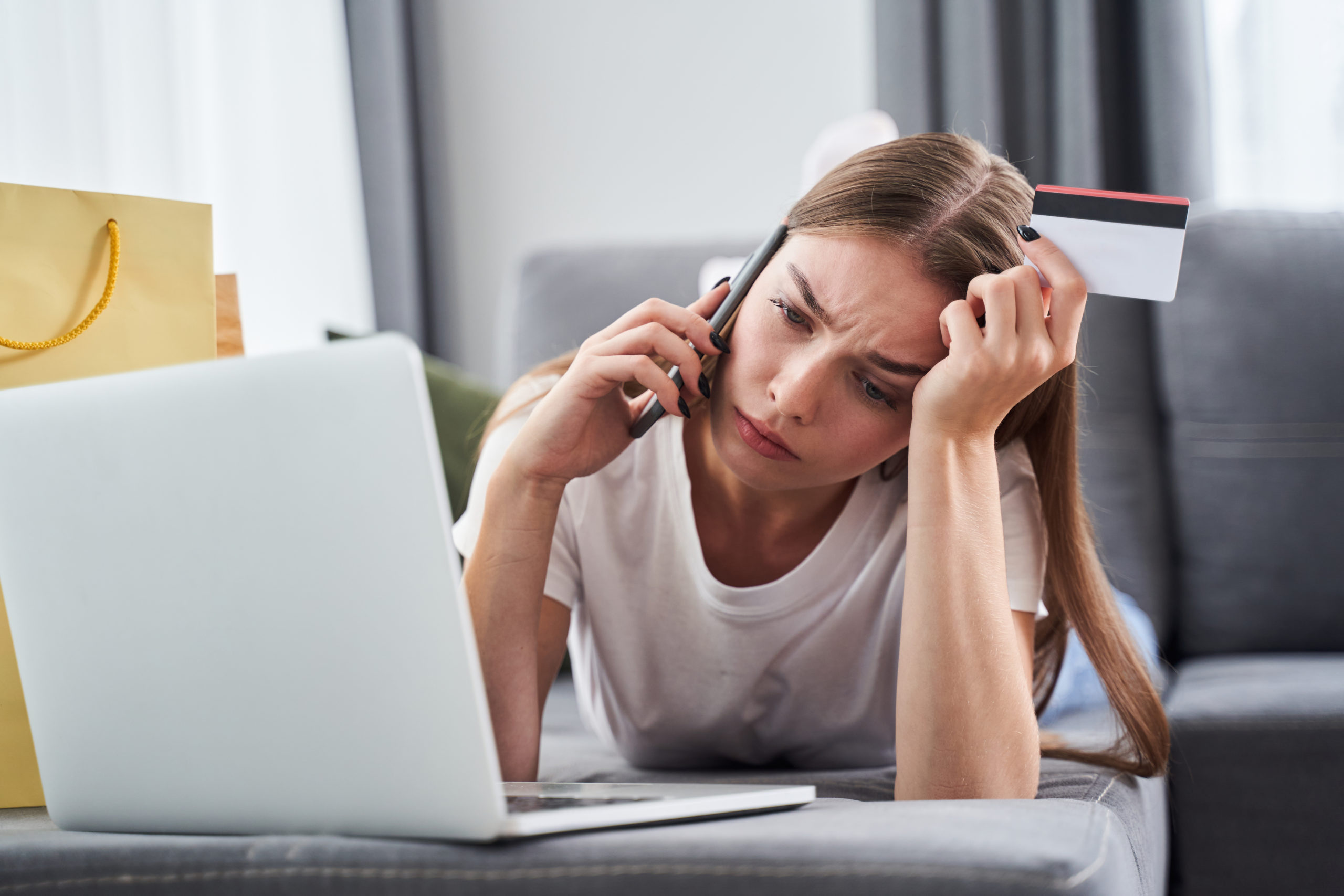 Pozor na&nbsp;své duševní zdraví. Psychicky nemocní lidé snáze podléhají trikům on-line obchodů