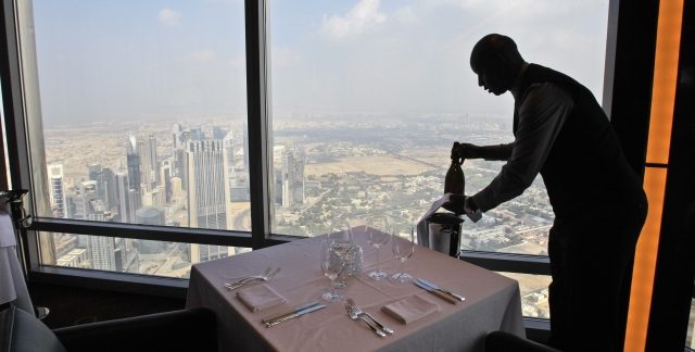 » Naočkovali jste se proti covidu-19? Dáme vám slevu.« Hlásí restaurace v Dubaji