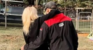 Pamela Anderson se tajně vdala! Za muže si vzala svého bodyguarda