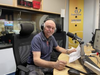 Jan Tuček: Průzkumy mohou být neseriózní, lidé by si na&nbsp;to měli dát pozor