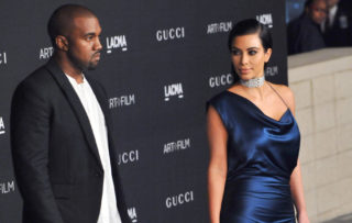 Světová kráska Kim Kardashian požádala o&nbsp;rozvod. Modelce došla trpělivost s&nbsp;Westovými výstřelky