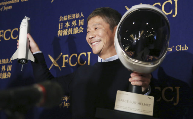 Osm vyvolených se podívá zadarmo na&nbsp;Měsíc. Stačí splnit dvě podmínky japonského miliardáře