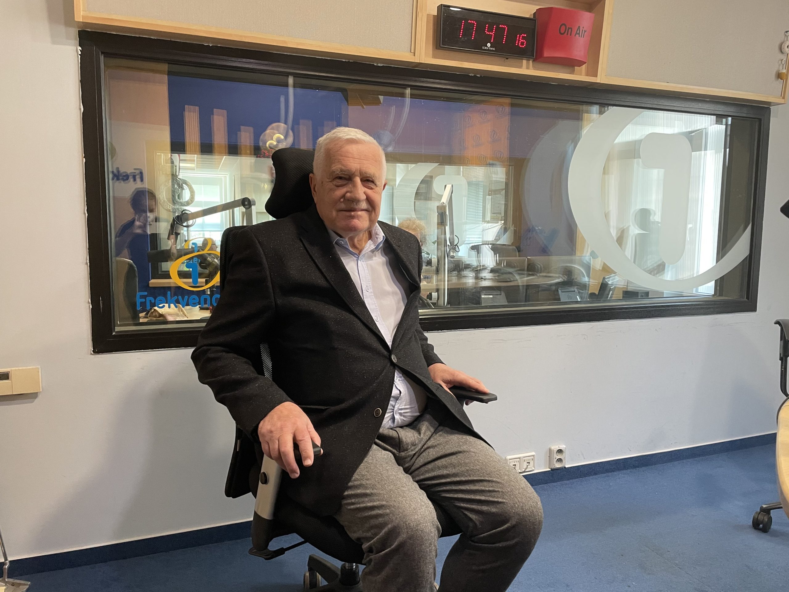 Václav Klaus: Začátek prázdnin v&nbsp;neklidné době