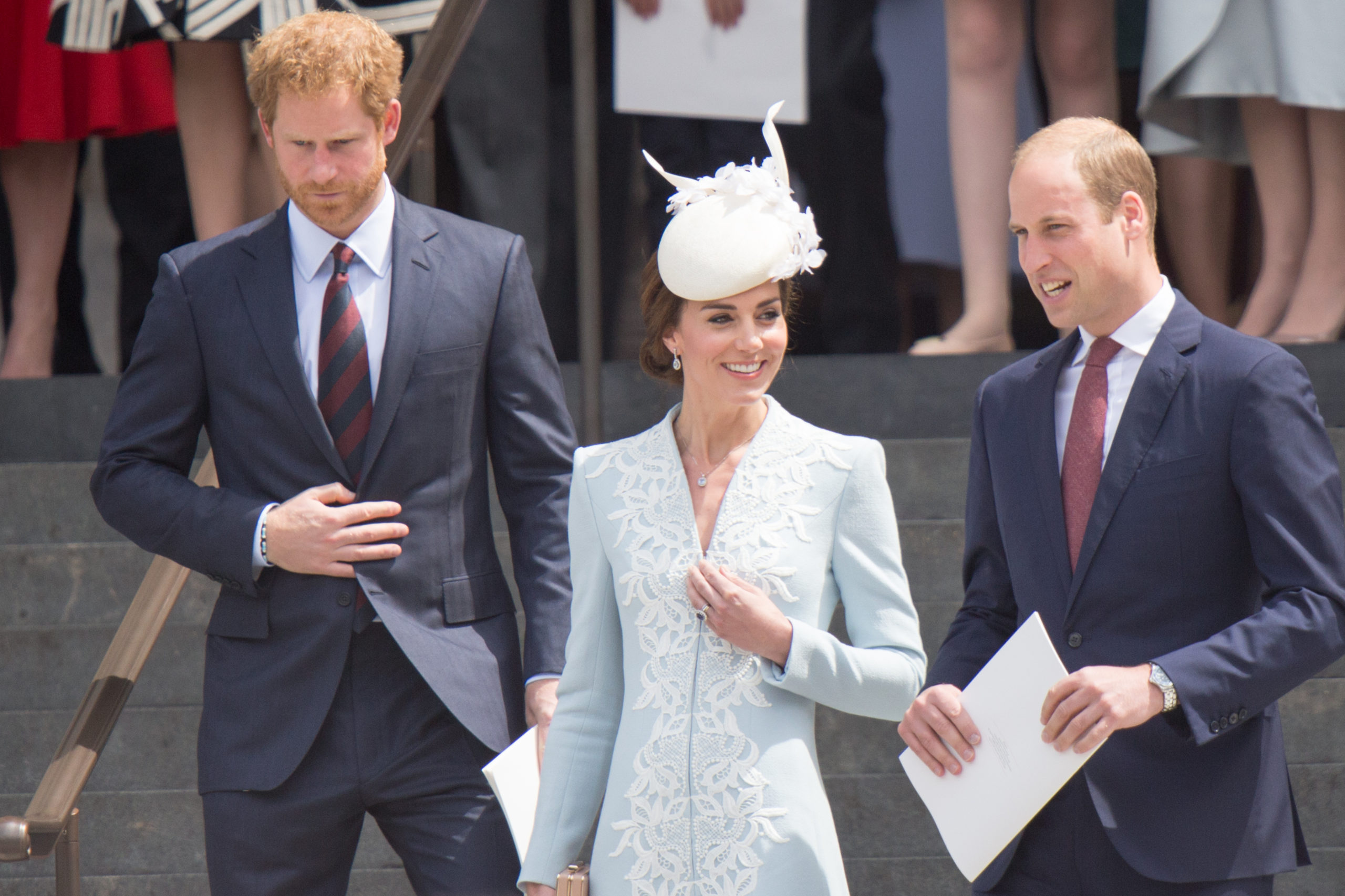 Královské usmíření? Princ Harry se do Ameriky jen tak nevrátí, má za sebou rozhovor s&nbsp;otcem a&nbsp;bratrem