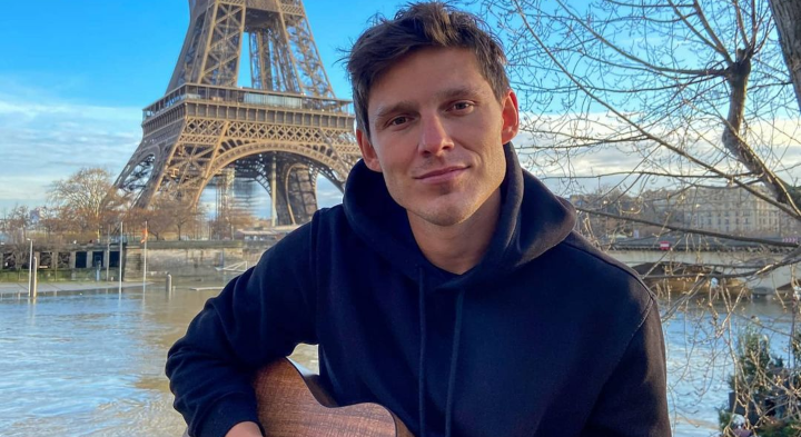 Zpěvák Pavel Callta se dal na&nbsp;herectví! V&nbsp;Ulici si zahraje barmana Jonáše