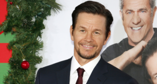 Neskutečná proměna. Herec Mark Wahlberg musel za tři týdny přibrat skoro 14 kilo
