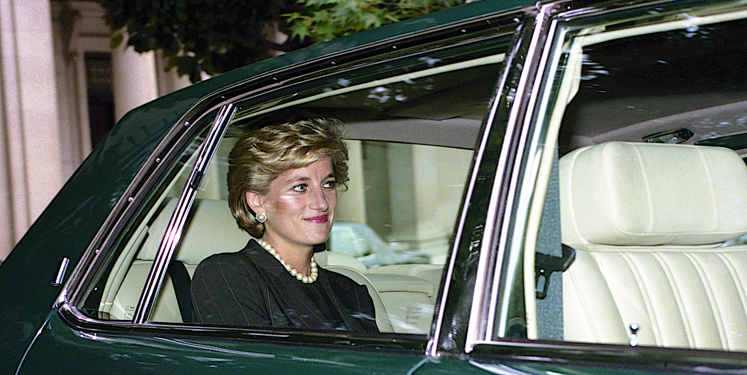 Šokující odhalení: Princezna Diana byla Charlesovi nevěrná dříve než on jí