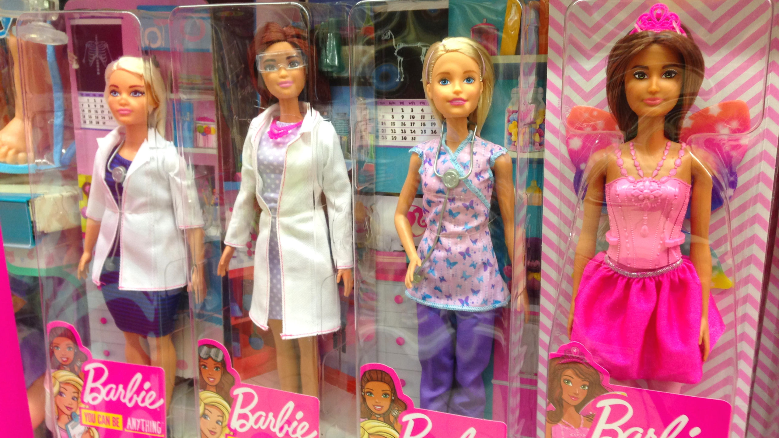 Mattel začíná recyklovat hračky, stačí mu poslat ty staré a nepoužívané
