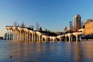 V New Yorku vznikl vznášející se ostrov, jeho realizace vyšla skoro na&nbsp;šest miliard