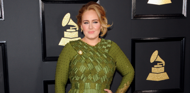 Konečně je to oficiální! Adele představila nového přítele, o&nbsp;jejich vztahu se diskutuje už roky
