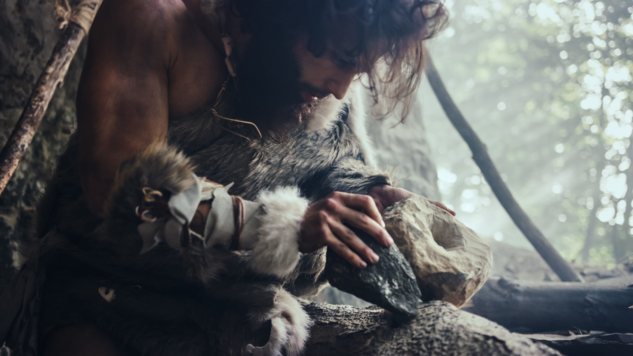 Nový archeologický průzkum šokoval vědce: Doba kamenná byla ještě brutálnější, než se myslelo