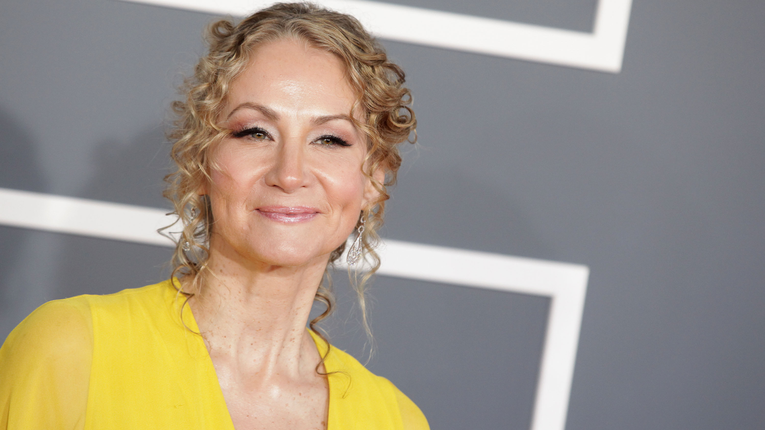 Hitovka týdne: Joan Osborne – One Of Us