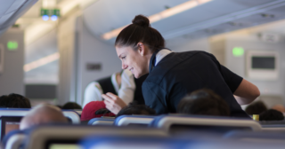 Na palubě Lufthansy oslovení “Dámy a&nbsp;pánové,” už neuslyšíme. Chceme, aby komunikace byla genderově neutrální, uvedla mluvčí