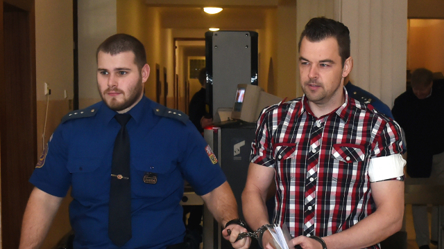 Před osmi lety zemřely Monika (†36) a Klárka (†8). Obhájci Kramného si stěžují na protiprávní manipulaci s důkazy