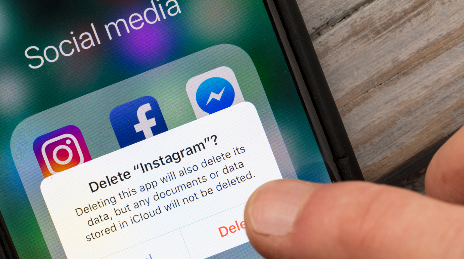 Matka své 14leté dceři smazala Instagram: Nechce, aby byla součástí generace, pro&nbsp;kterou se lajky počítají jako sláva