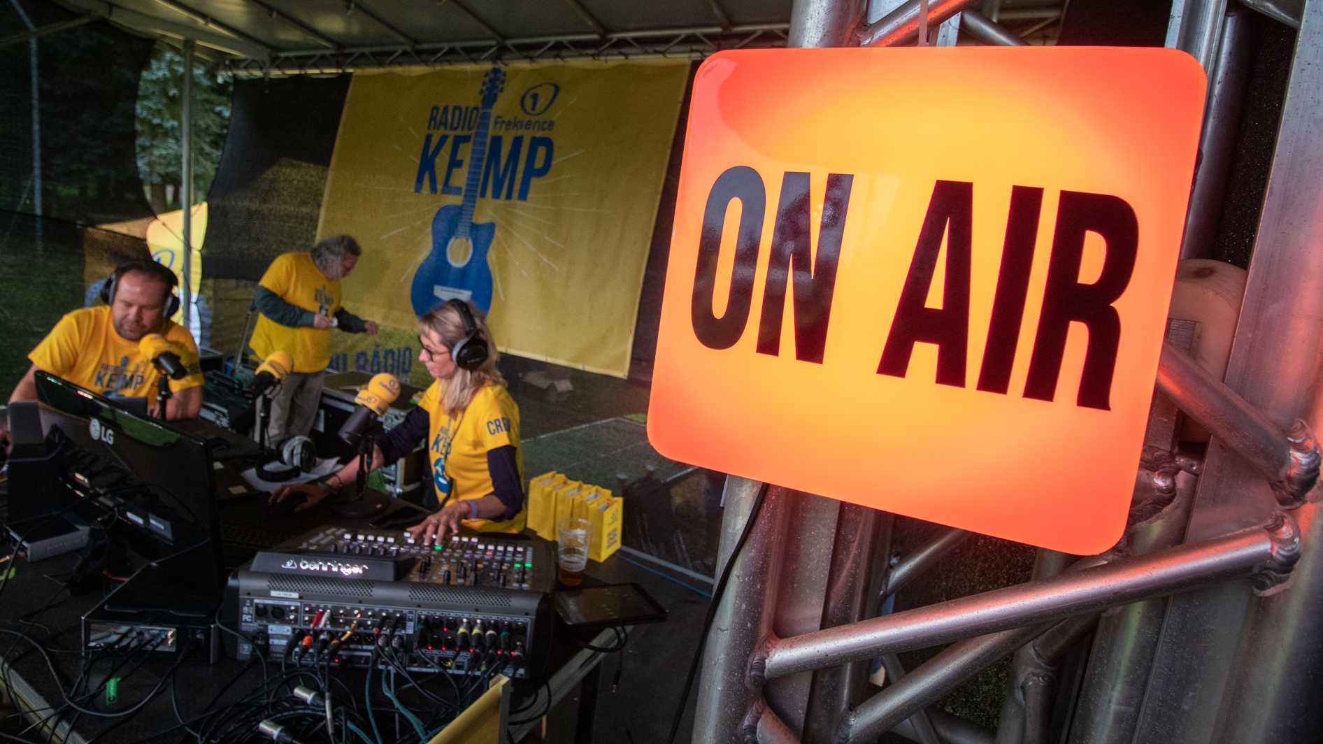 Přes léto vyrážela Frekvence 1 na Radiokempy za posluchači. Každý týden byl jiný
