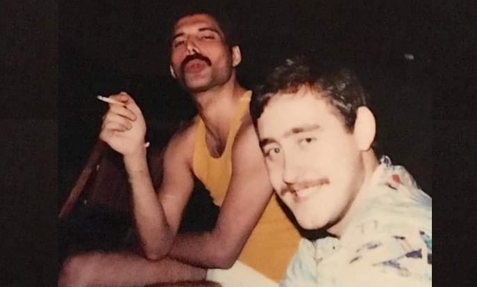 Freddie Mercury je dnes na&nbsp;lepším místě, než je současný svět, říká jeho komorník Freestone