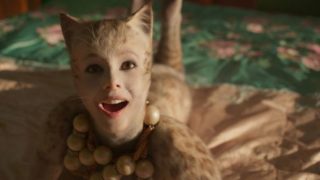Po tom, co Andrew Lloyd Webber viděl filmové zpracování jeho muzikálu Cats, musel si koupit psa. Má ho prý jako terapeutický prostředek