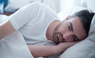 Předstíraný orgasmus není výsadou jen žen. I&nbsp;muži umí sehrát pěkné divadlo