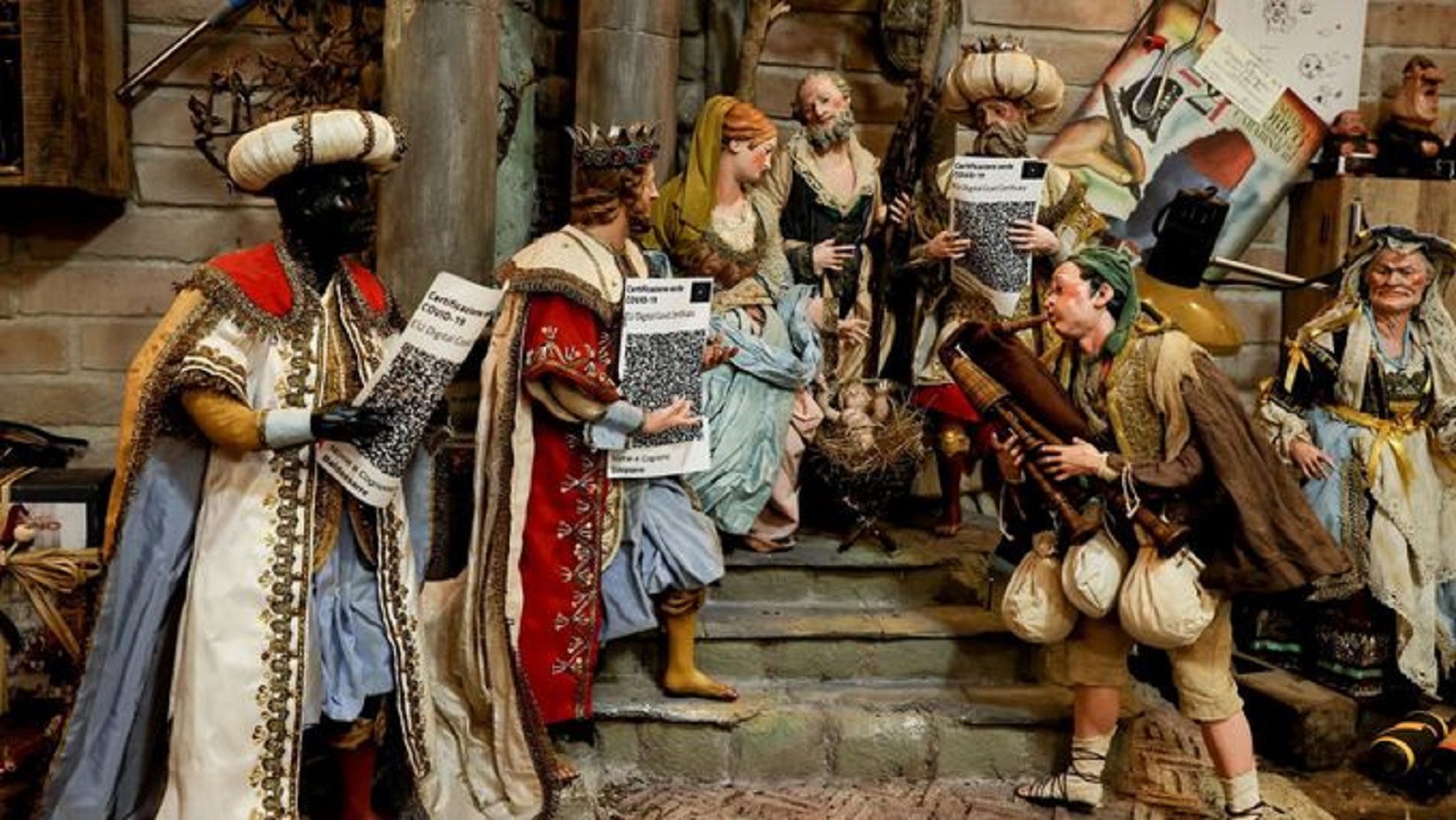Vtipná aktualizace: Výrobci betlémů v&nbsp;Itálii letos nabízejí figurky tří králů s&nbsp;covidovým pasem