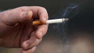 Nový Zéland se chce stát nekuřáckou zemí: Mladí lidé si tam po&nbsp;roce 2027 už možná nebudou moci koupit cigarety