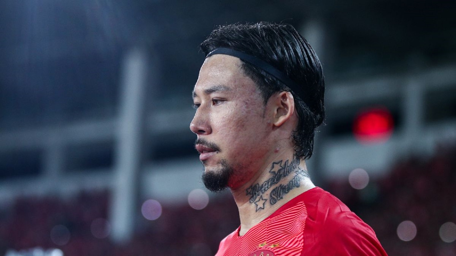 Boj proti ozdobám těla? Čína zakázala svým fotbalistům tetování