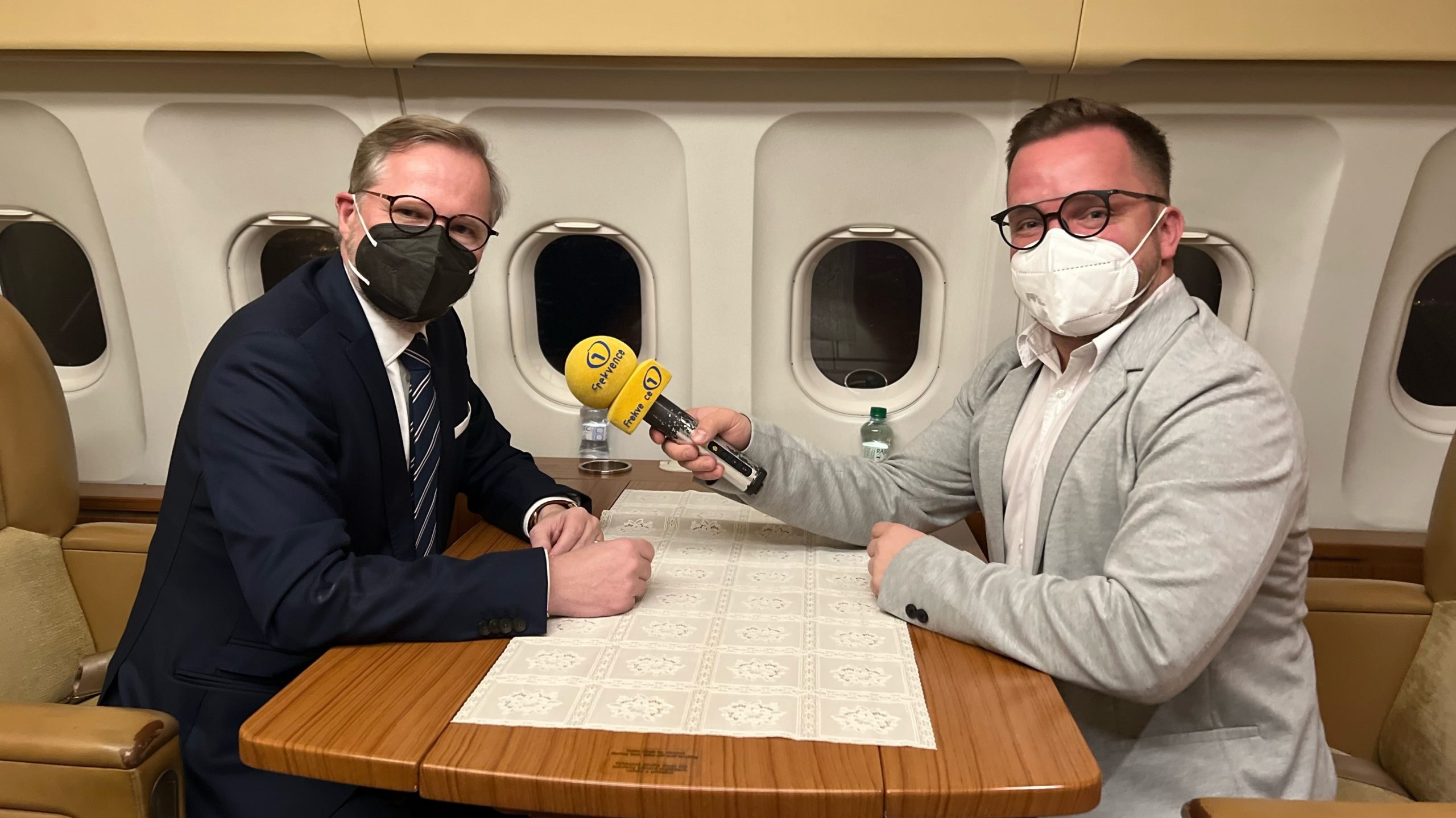 Frekvence 1 zahájila vysílání Premiérského Press klubu s&nbsp;Petrem Fialou! Přidává se k&nbsp;pravidelným rozhovorům s&nbsp;prezidentem