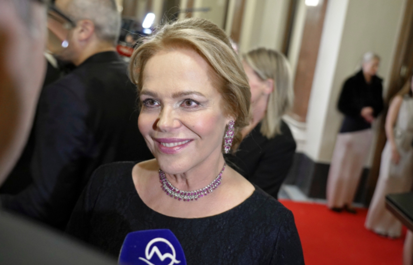 Oslavenkyně Dagmar Havlová neměla v plánu narozeniny slavit. Pak dostala dárek, který nečekala.