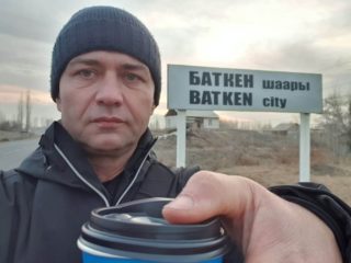 Pomohlo by jedině, kdyby se Rusové masově vzbouřili a&nbsp;řekli ne, uvedl novinář Tomáš Vlach