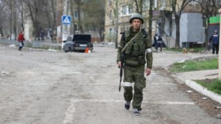 Ruský ministr obrany tvrdí, že Rusko má Mariupol pod kontrolou. S&nbsp;ukrajinskými vojáky se prý bude zacházet s&nbsp;respektem