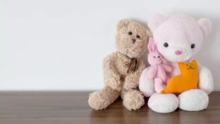 Kluci s&nbsp;panenkami: Reklamy na&nbsp;hračky ve Španělsku budou muset být od prosince genderově vyvážené