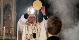 Pražského arcibiskupa Dominika Duku nahradí Jan Graubner