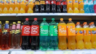 Konec Coca-Coly, Fanty a&nbsp;Sprite? Ruská firma uvedla na&nbsp;trh napodobeniny ikonických nápojů