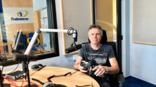 Janek Ledecký: Proklínám nikdy nebylo nasazený jako singl. Nějakým způsobem to začalo žít vlastní život