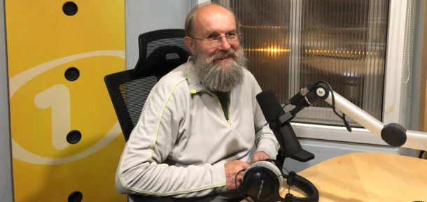 Karel Oliva: Jazyk se musí přizpůsobit lidem. Úloha jazykovědců je jen formalizační