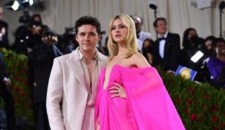 Přiletí do rodiny Beckhamů čáp? Krásná manželka Brooklyna se těší na&nbsp;miminko