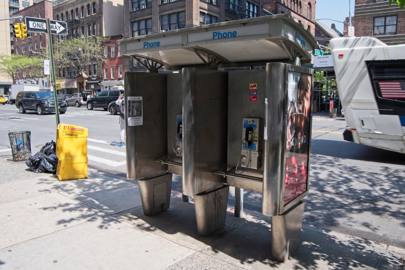 Sbohem a šáteček. V New Yorku odstranili poslední telefonní budku