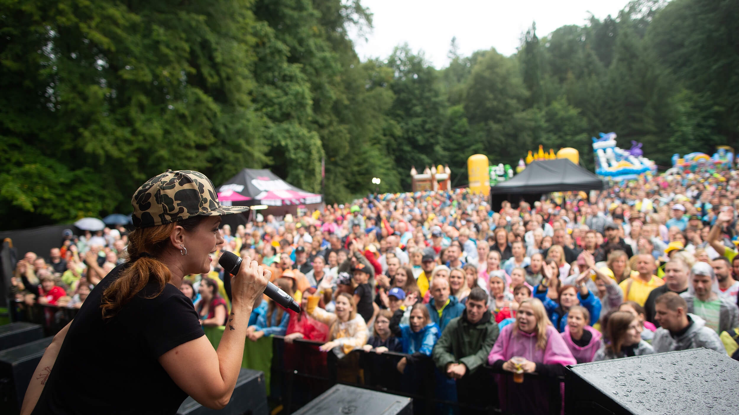 Paráda fest Frekvence 1 s&nbsp;Tomášem Klusem, Rybičkami 48, Martou Jandovou, Xindlem X, Slzou a&nbsp;dalšími hvězdami