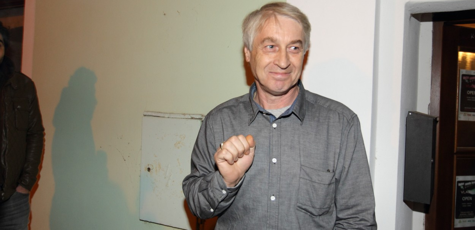 Josef Rychtář se opět chystá do chomoutu. Jeho vyvolená mu na důležitou otázku ještě neodpověděla