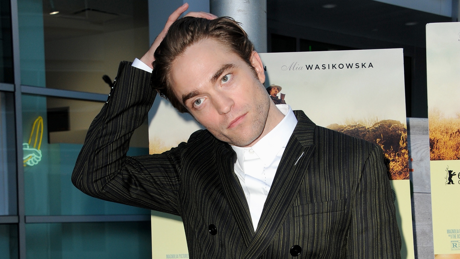 Podle algoritmu má Robert Pattinson nejdokonalejší tvář Hollywoodu. Na&nbsp;paty mu šlape Zaklínač Henry Cavill