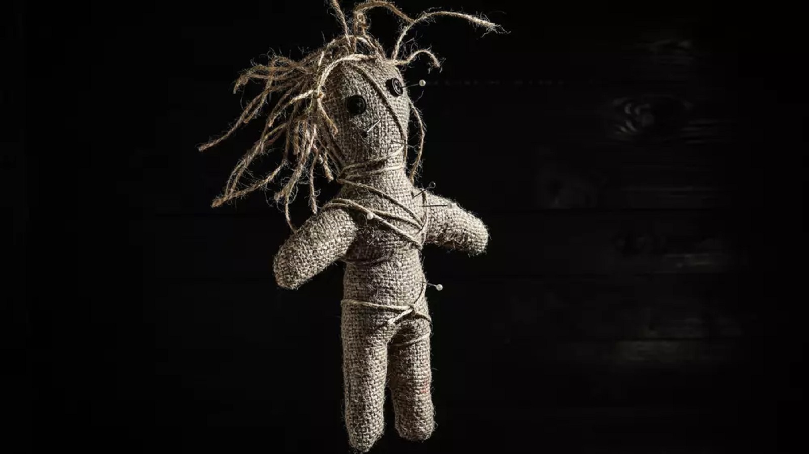 Voodo s&nbsp;Putinem? Japonské panenky s&nbsp;fotkou ruského prezidenta vyšetřuje policie