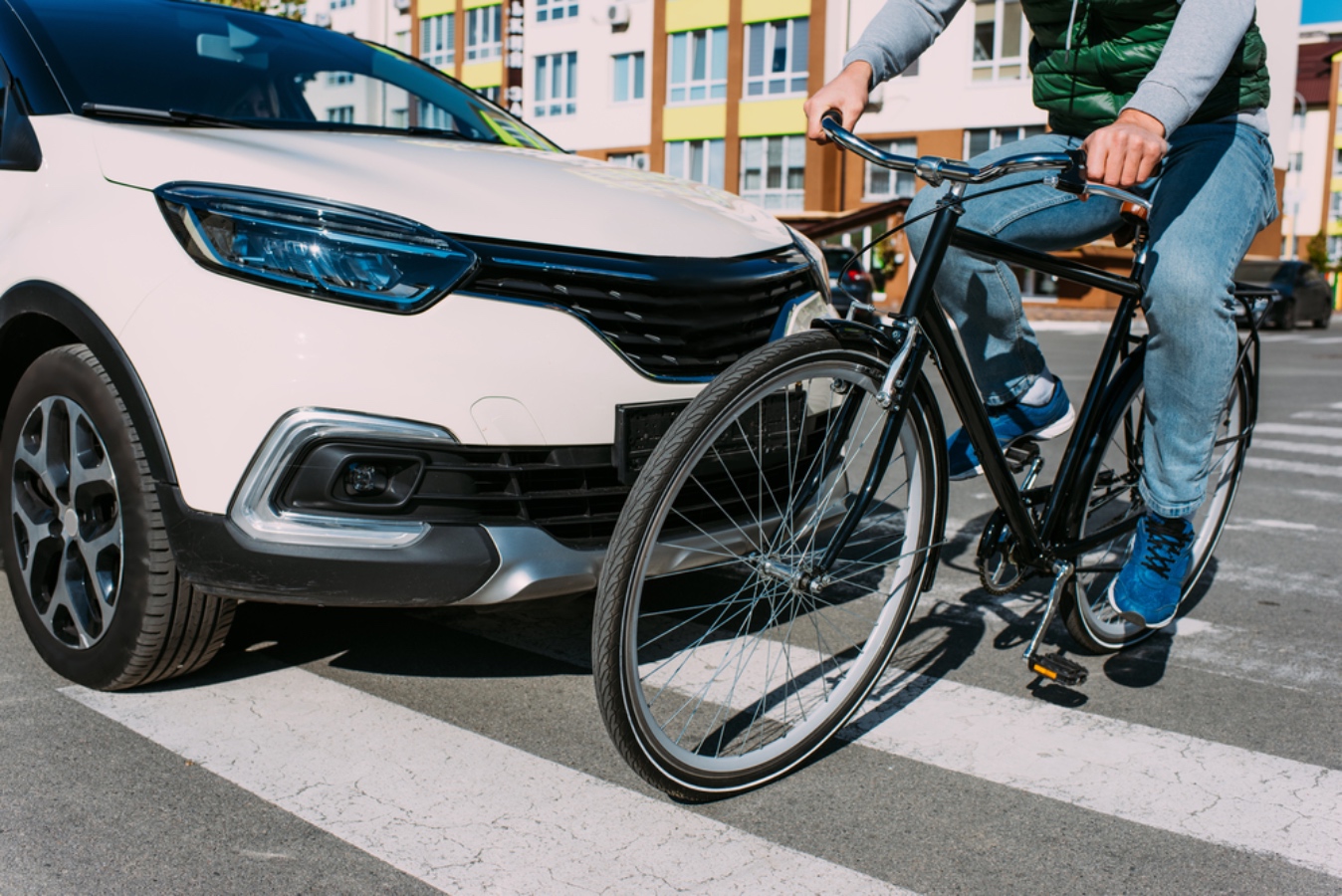 Kolo nebo auto? Pražané se cítí bezpečněji ve vozidle, než na bicyklu