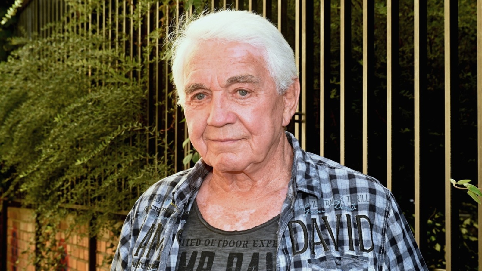 Na hřbitov už jen za svou Haničkou. Jiří Krampol končí s&nbsp;pohřby. Nedělá mi to dobře, říká