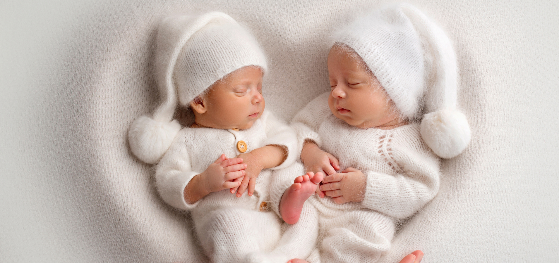 Nové děti slavných: Komu se v&nbsp;roce 2022 narodilo miminko?