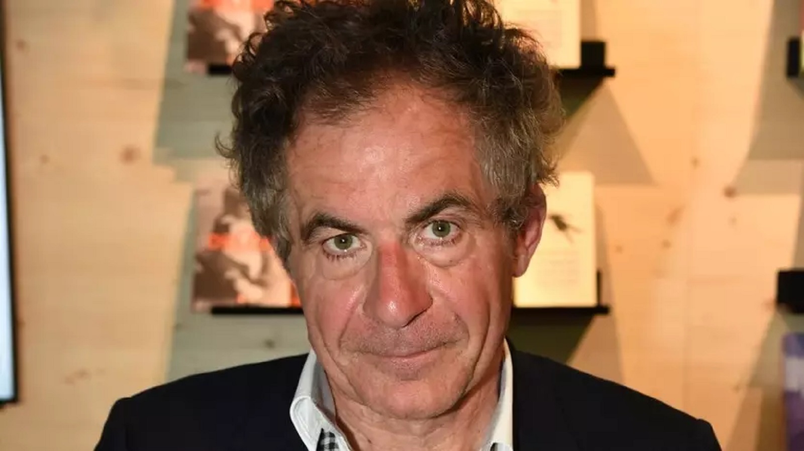 Hvězda? Ne, jenom kolečko salámu! Vědec, který nachytal tisíce lidí, se nyní omluvil